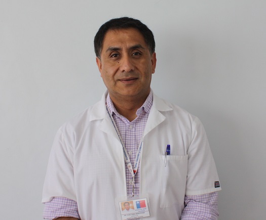 Dr Luis Vera